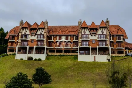 Apartamento com 4 Quartos à venda, 295m² no São Francisco, Campos do Jordão