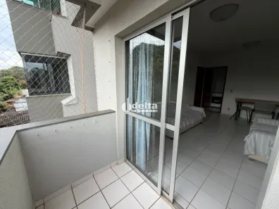 Apartamento com 3 Quartos para alugar, 85m² no Tibery, Uberlândia