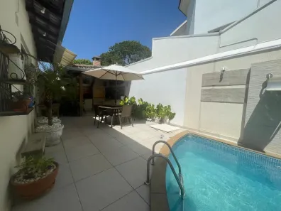 Casa de Condomínio com 3 Quartos à venda, 181m² no Jardim Inconfidência, Uberlândia