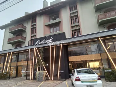 Apartamento com 4 Quartos para alugar, 118m² no Avenida Central, Gramado