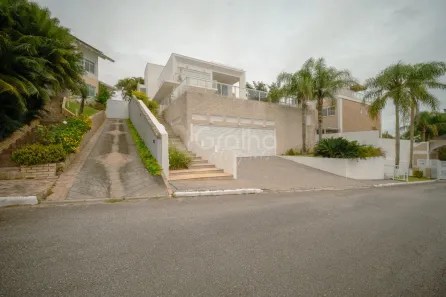 Casa de Condomínio com 4 Quartos para alugar, 686m² no Cacupé, Florianópolis