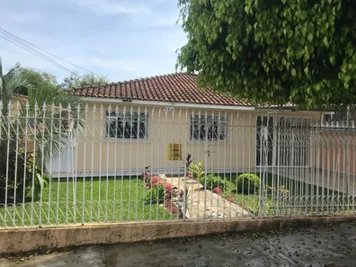 Casa com 3 Quartos à venda, 134m² no Centro, Ponta Grossa