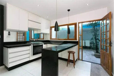Sobrado com 3 Quartos à venda, 147m² no Vila Gomes Cardim, São Paulo