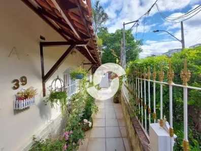Casa com 3 Quartos à venda, 220m² no Ponta D'Areia, Niterói