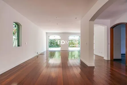 Sobrado com 4 Quartos à venda, 350m² no Alto de Pinheiros, São Paulo