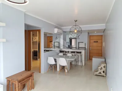 Apartamento com 2 Quartos para alugar, 67m² no Passo da Areia, Porto Alegre