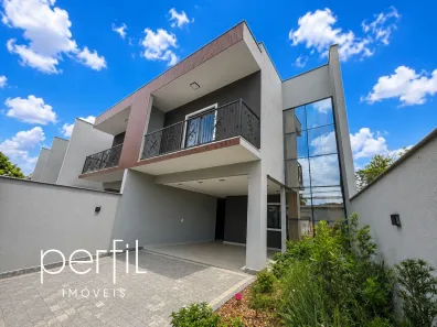 Sobrado com 3 Quartos à venda, 174m² no América, Joinville