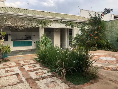 Casa com 3 Quartos à venda, 330m² no Vila Santa Maria, Americana