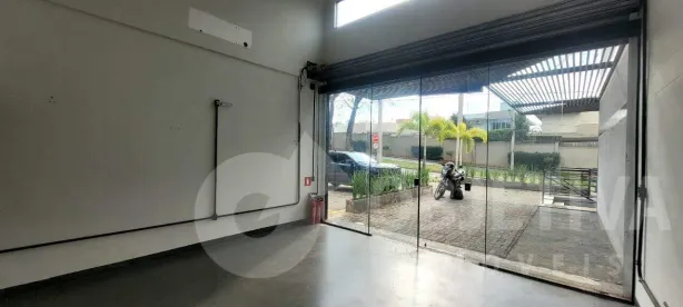 Ponto Comercial para alugar, 50m² no Vigilato Pereira, Uberlândia