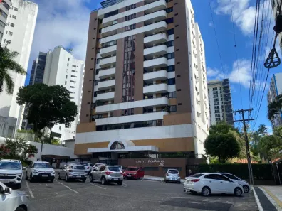 Apartamento com 3 Quartos para alugar, 142m² no Pituba, Salvador