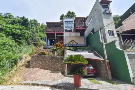 Casa com 3 Quartos à venda, 167m² no São Francisco, Niterói
