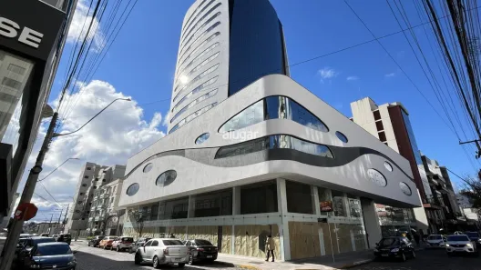 Sala Comercial para alugar, 200m² no São Pelegrino, Caxias do Sul