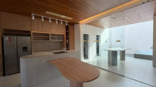 Sobrado com 3 Quartos à venda, 156m² no José Amândio, Bombinhas