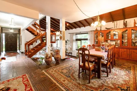 Casa com 4 Quartos à venda, 407m² no Chácara das Pedras, Porto Alegre