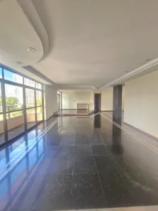 Apartamento com 3 Quartos para alugar, 190m² no Batista Campos, Belém