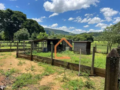Lote/Terreno à venda, 1080m² no Área Rural de Pouso Alegre, Pouso Alegre