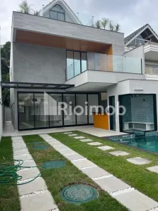 Casa de Condomínio com 3 Quartos para venda ou aluguel, 350m² no Recreio dos Bandeirantes, Rio de Janeiro