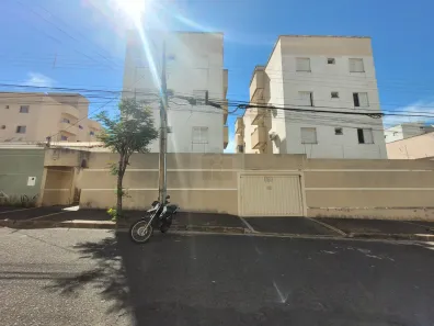 Apartamento com 2 Quartos para alugar, 55m² no Santa Mônica, Uberlândia