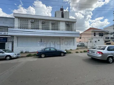 Prédio Comercial para alugar, 479m² no Bonfim, Campinas