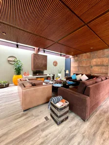 Sobrado com 2 Quartos à venda, 600m² no Itaipava, Petrópolis