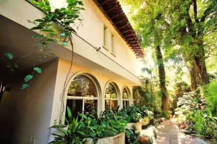Casa com 5 Quartos à venda, 400m² no Jardim Paulistano, São Paulo