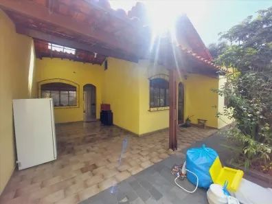 Casa com 4 Quartos à venda, 130m² no Industrial Santa Rita, Contagem