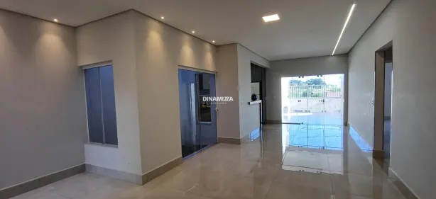 Casa com 3 Quartos para venda ou aluguel, 150m² no Vila Celeste, Uberaba