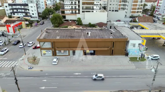 Galpão/Depósito/Armazém para alugar, 800m² no Santo Antônio, Joinville