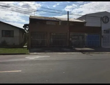 Sobrado com 3 Quartos à venda, 220m² no Uberaba, Curitiba