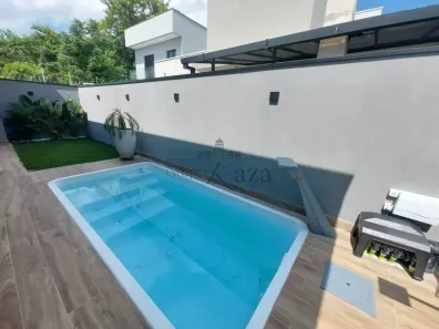 Casa de Condomínio com 3 Quartos à venda, 148m² no Jardim Jacinto, Jacareí