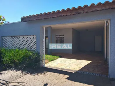 Imóvel Comercial com 3 Quartos à venda, 180m² no Vila Bressani, Paulínia