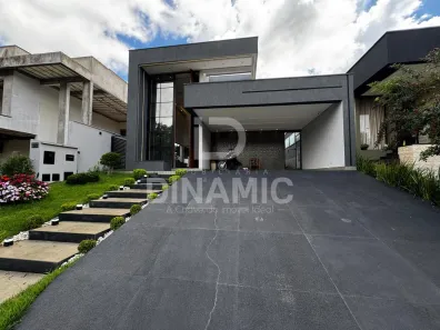 Casa de Condomínio com 3 Quartos para alugar, 150m² no Parqville Pinheiros, Aparecida de Goiânia