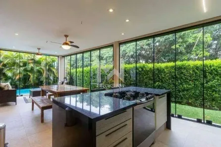 Casa de Condomínio com 3 Quartos à venda, 330m² no Swiss Park, Campinas