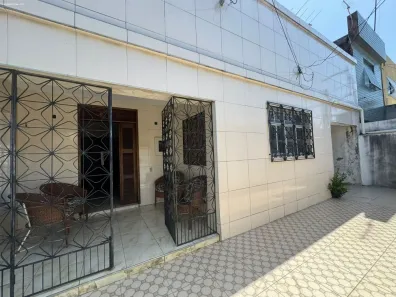 Casa com 3 Quartos à venda, 326m² no Álvaro Weyne, Fortaleza