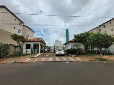 Apartamento com 2 Quartos para alugar, 45m² no Novo Mundo, Uberlândia