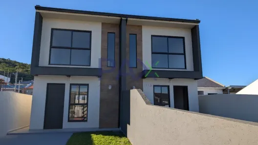 Sobrado com 2 Quartos à venda, 73m² no Forquilhas, São José