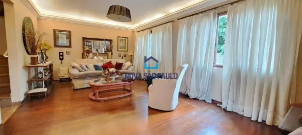 Casa com 3 Quartos à venda, 268m² no Vila Gumercindo, São Paulo