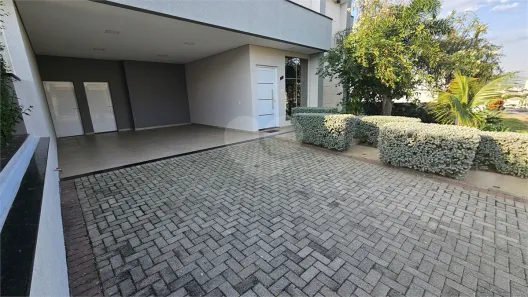 Casa de Condomínio com 3 Quartos para alugar, 211m² no Jardim Residencial Dona Lucilla, Indaiatuba
