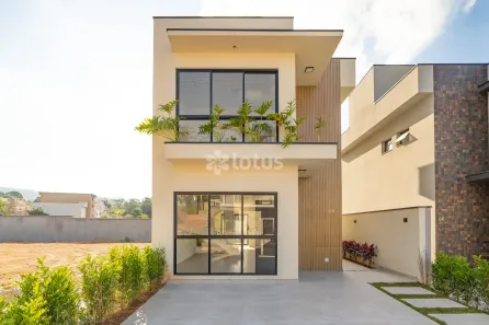 Casa de Condomínio com 3 Quartos à venda, 100m² no Centro, Cajamar