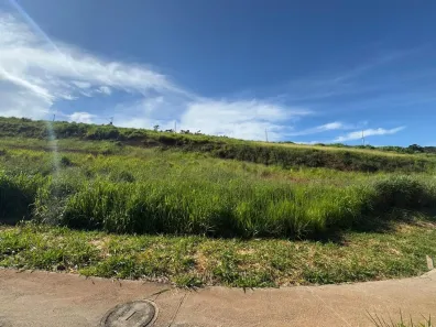 Lote/Terreno à venda, 324m² no Vina Del Mar, Juiz de Fora