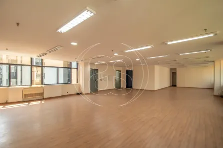 Sala Comercial à venda, 197m² no Cidade Monções, São Paulo