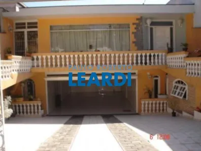 Casa com 6 Quartos à venda, 330m² no Jardim Taboão, São Paulo