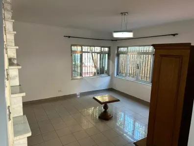 Sobrado com 3 Quartos para venda ou aluguel, 196m² no Vila Ipojuca, São Paulo