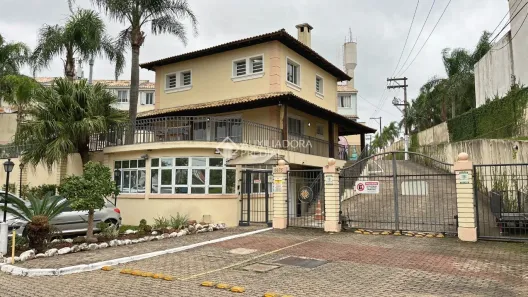 Casa de Condomínio com 2 Quartos à venda, 80m² no Cavalhada, Porto Alegre