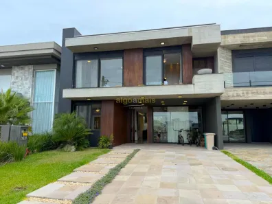 Casa de Condomínio com 5 Quartos à venda, 250m² no XANGRI-LÁ, Xangri-lá