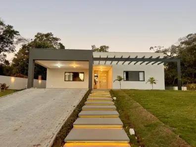 Casa de Condomínio com 4 Quartos à venda, 1500m² no Condomínio Vale do Ouro, Ribeirão das Neves