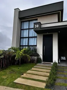 Casa de Condomínio com 3 Quartos à venda, 180m² no Vale dos Cristais, Taubaté