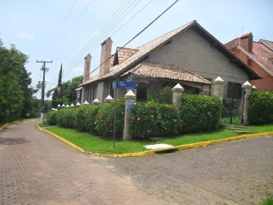 Casa com 3 Quartos à venda, 226m² no São Lucas, Viamão