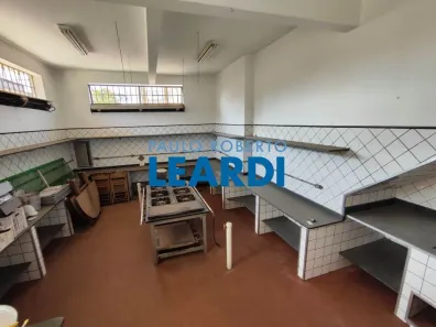 Ponto Comercial com 3 Quartos à venda, 180m² no Jardim Vera Cruz, São Paulo