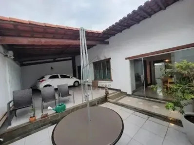 Casa com 3 Quartos à venda, 261m² no Padre Eustáquio, Belo Horizonte